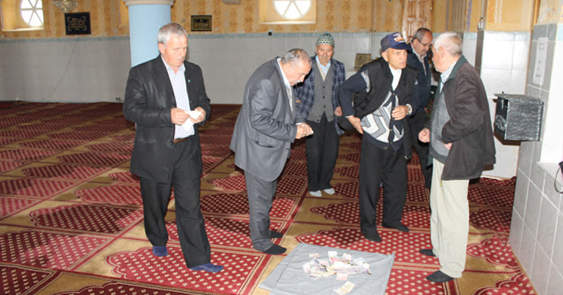 Български мюсюлмани от Ардино събраха средства за лечението на отец Марин от храма в Резбарци