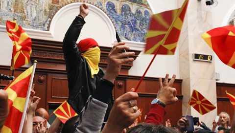 Македонският президент Георге Иванов изгони пратеника на САЩ заедно с еврочиновниците! Македонският президент Георге Иванов изгони пратеника на САЩ заедно с еврочиновниците!