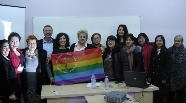 Поредицата семинари с учители и директори на училища Заедно за правата на ЛГБТИ в училище